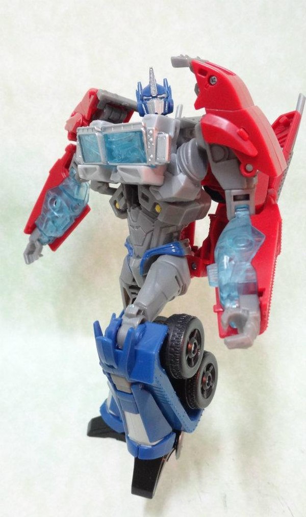 Transformers Prime Optimus Prime Voyager Class  (9 of 15)